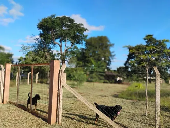 Chácara saída para Cuiabá - 13km do Shopping Bosque dos Ipês