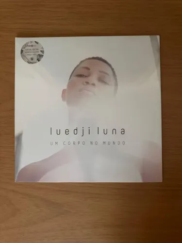 LP Luedji Luna - Um Corpo No Mundo (Gatefold)