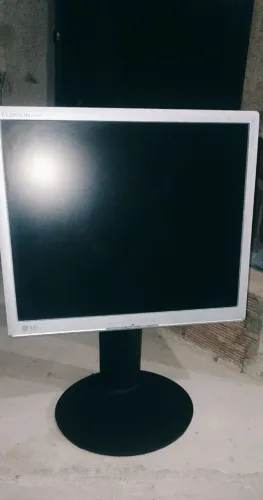 Monitor 17 polegadas perfeito