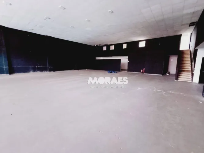 Barracão para alugar, 850 m² por R$ 10.000/mês - Parque Roosevelt - Bauru/SP