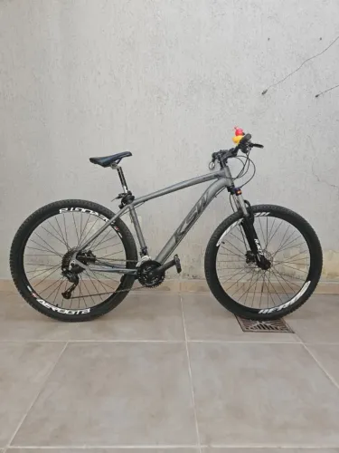 Bicicleta Mtb Ksw Xlt 100 Aro 29 Alumínio Shimano Alivio 27v