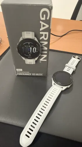 Garmin 165 Music