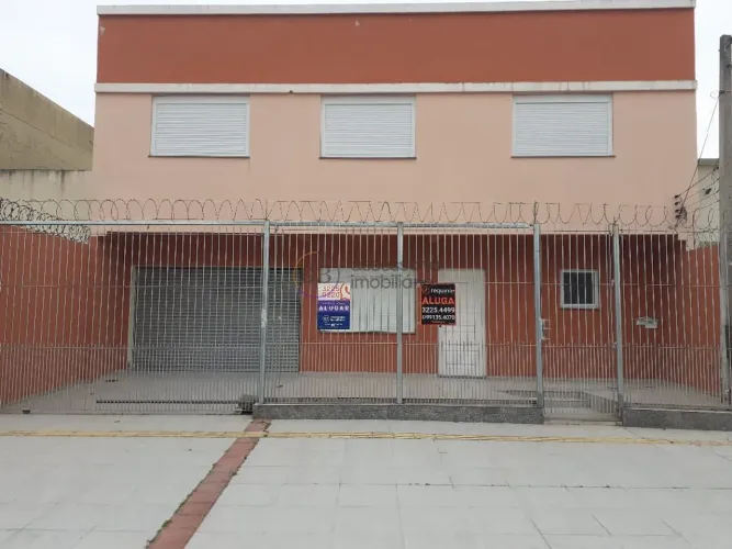 Casa 3 dormitórios para alugar Três Vendas Pelotas/RS