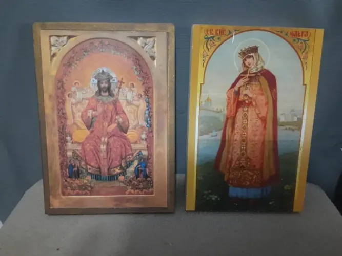 Imagens de Cristo Rei e Santa Olga de Kiev