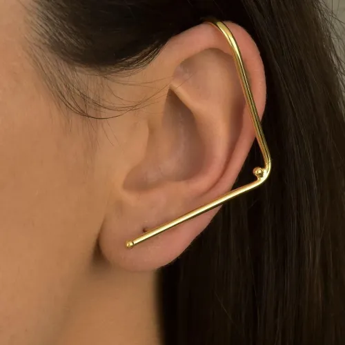 Brinco Piercing Estilizado banhado a ouro.