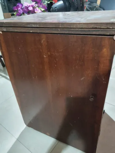 Gabinete pra máquina de Custura antigo 