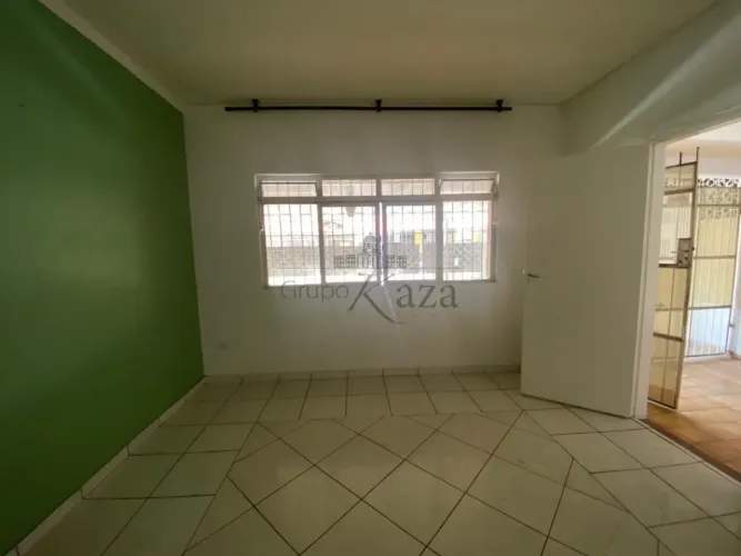 Casa - Jardim Oriente - 3 Dormitórios - 100m².