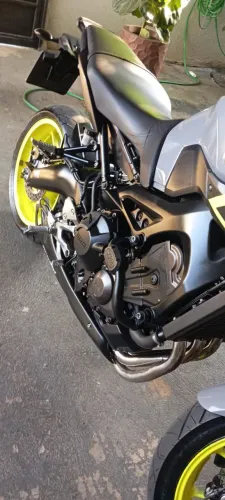 Yamaha mt09 