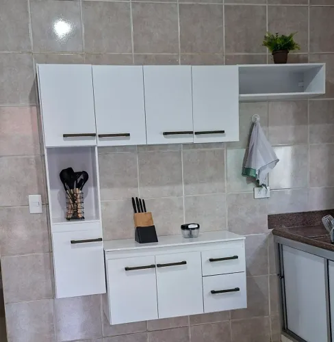 Armário de cozinha 6 meses de uso