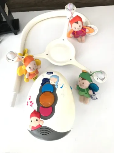 Brinquedo infantil Chicco bebês e crianças 