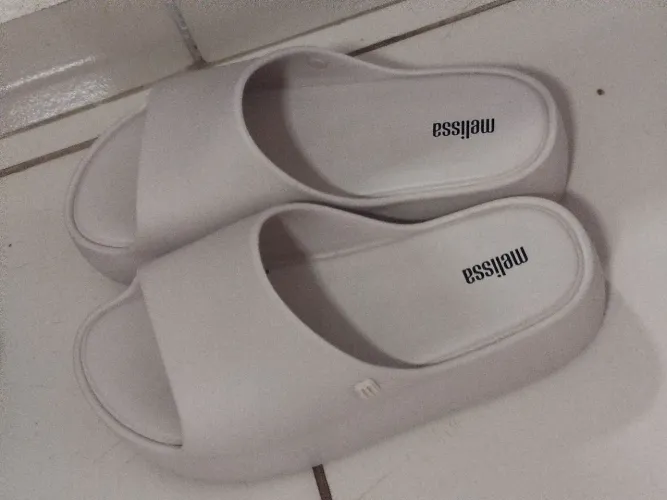 Melissa Free Plataforma silde