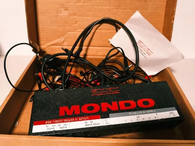 Fonte Voodoo Lab Pedal Power Mondo 110v 127v