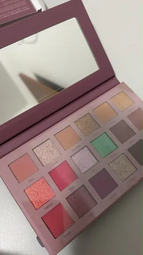 Paleta de sombras Nah Cardoso