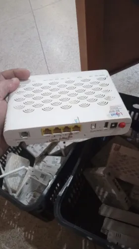 ONT ZTE F660 2.4 (kit com 50 peças)
