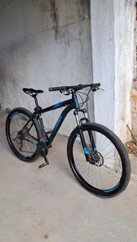 Bicicleta Rockrider aro 29