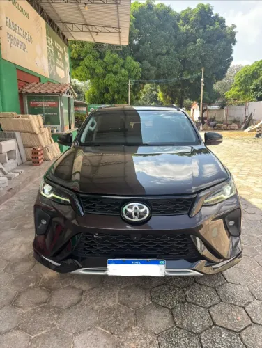 Toyota Hilux SW4 SRX 4X4 2.8 TDI 16V Dies. Aut. 2019