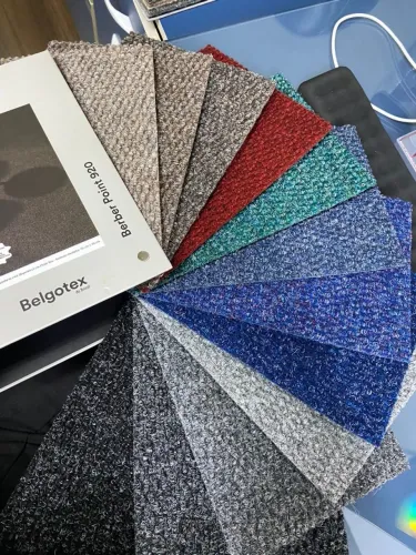 Carpete alto tráfego comercial Belgotex Berber Point 920 agulhado