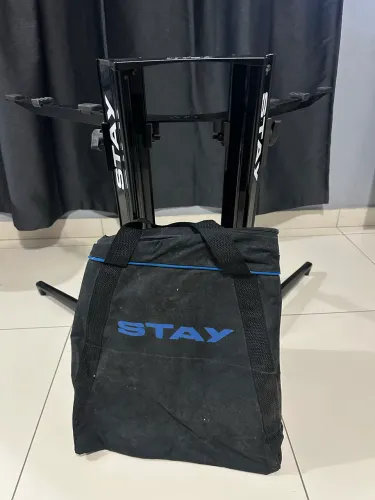 Stay 700/01 p/ piano / Acompanha capa Stay