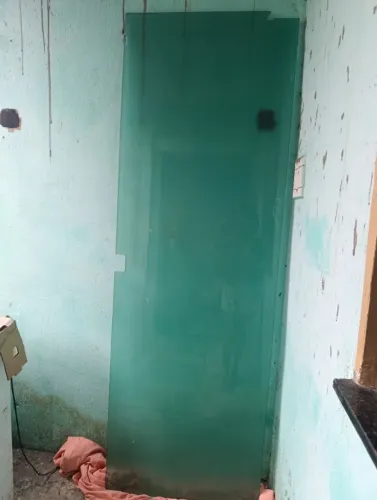 Porta para banheiro de vidro jateado (8mm), tamanho padrão. Valor R$650,00