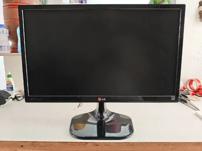 Monitor IPS 23" LG 23MP55HQ Full HD | Excelente Estado