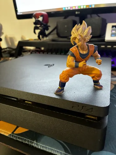 PlayStation 4 slim 500TB