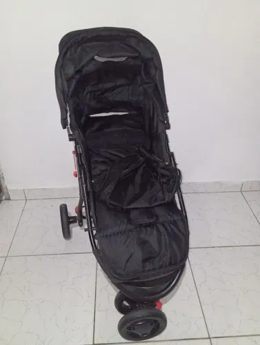 Cadeira de rodas de bebê 