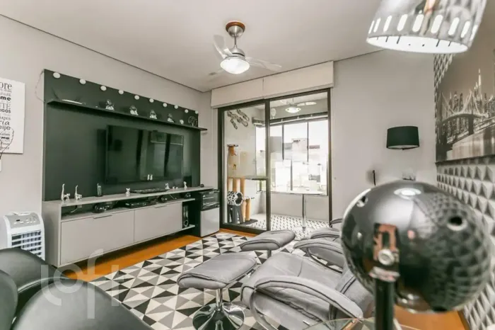 Imóvel para venda com 87 m² com 2 quartos no bairro Santana - Porto Alegre - RS
