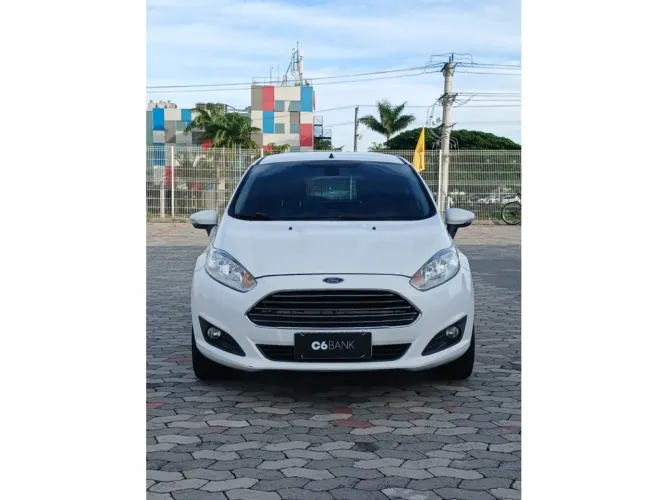 Ford Fiesta Titanium 1.6 16V Flex Mec. 2016