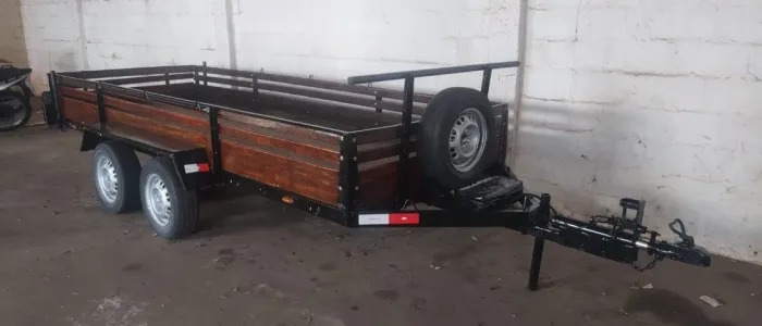 Carreta Fazendinha 2 Eixos Medidas 250x125x40 - Muito Conservada