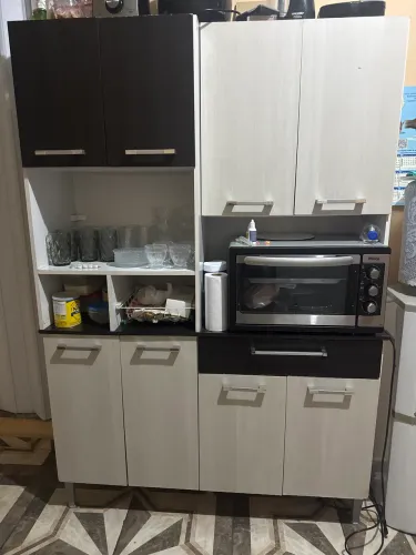 Vende- se armário