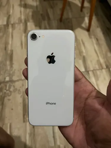 iPhone 8
