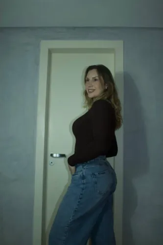 Calça jeans ballon tendência
