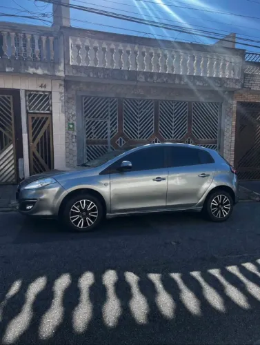 Fiat Bravo Essence Dualogic 1.8 Flex 16V 5P 2016
