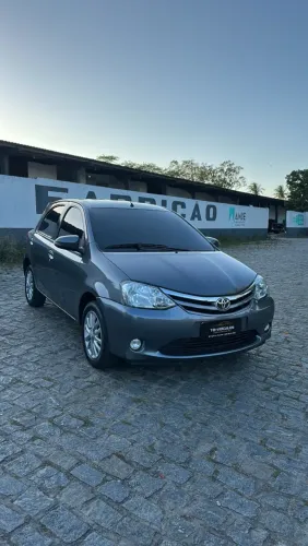 Toyota Etios XLS 1.5 Flex 16V 5P Mec. 2015