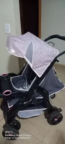 Carrinho de bebê 