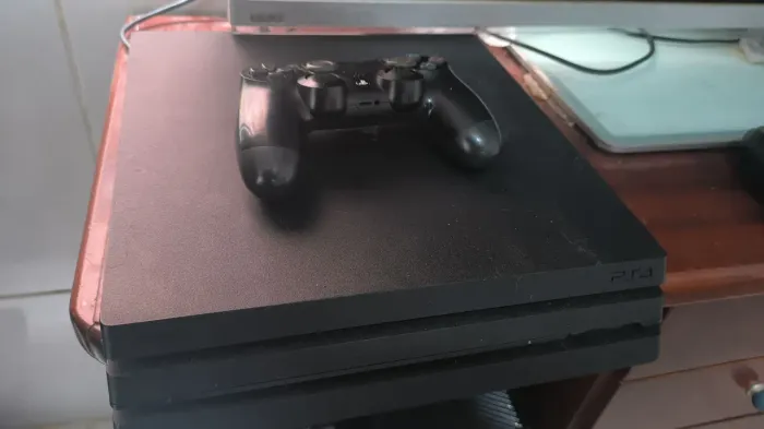 PS4 Pro 1TB 13.52 Desbloqueado