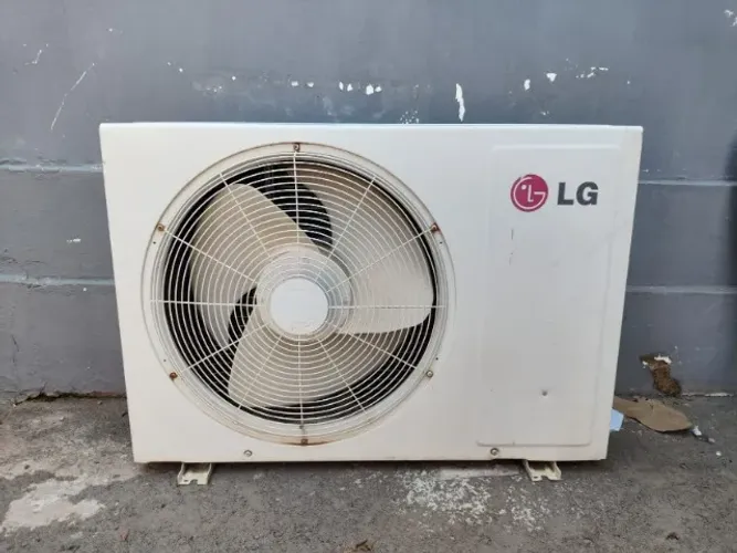 Condensadora LG 24000 BTUs R22