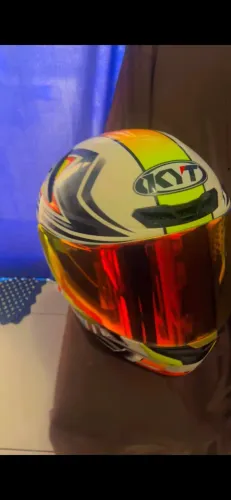 Capacete KYT TT COURSE