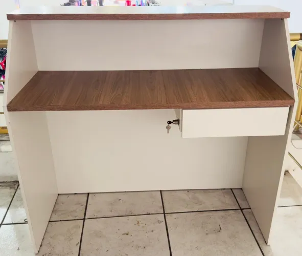 Vendo caixa de Loja