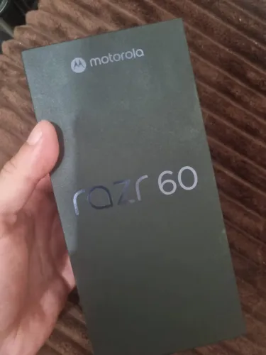 Motirola razr 60 