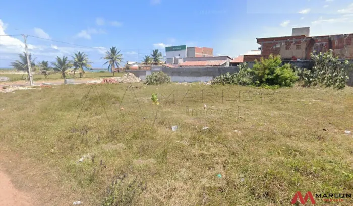 Terreno em Praia de Búzios, plano, lado da sombra, próx a beira mar, 300m².