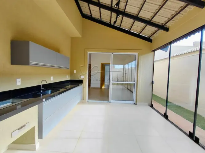 Casa de 134m² com 03 quartos para locação e venda - Cravinhos