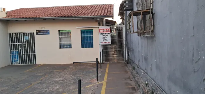 ALUGO KITNET NO CENTRO
