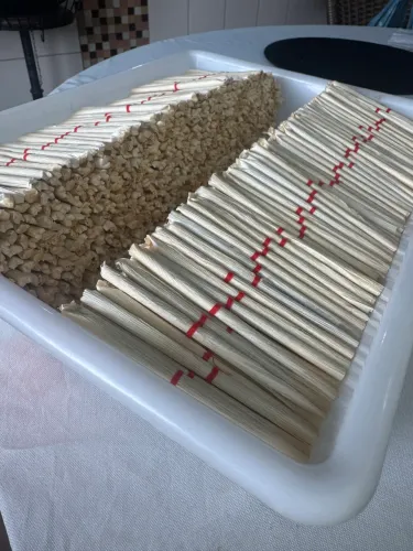 Palheiros de ótima qualidade. Box com 10 maços de 20 unidades 