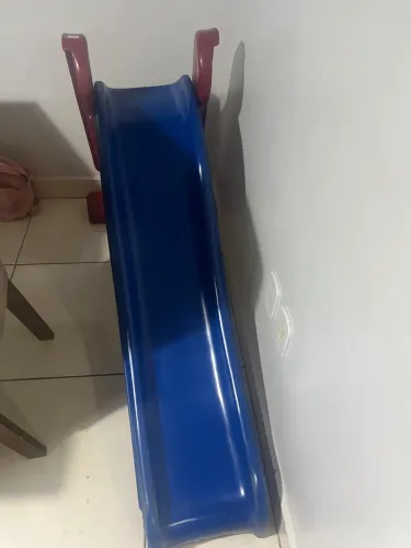 Escorregador infantil 