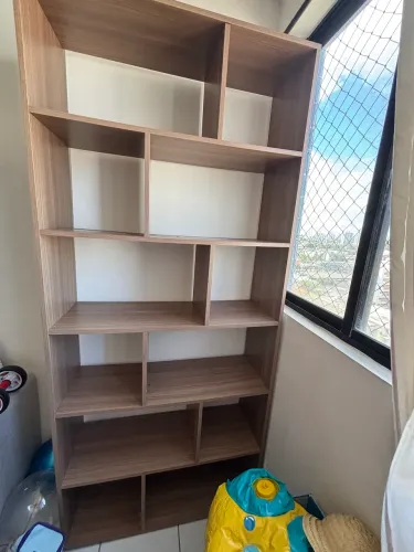 Estante para sala
