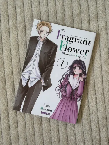 manga: the fragrant flower blooms with dignity volume 1, autora: saka mikami