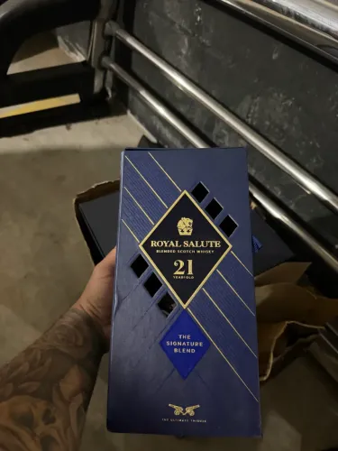 Garrafa de Blue Label 