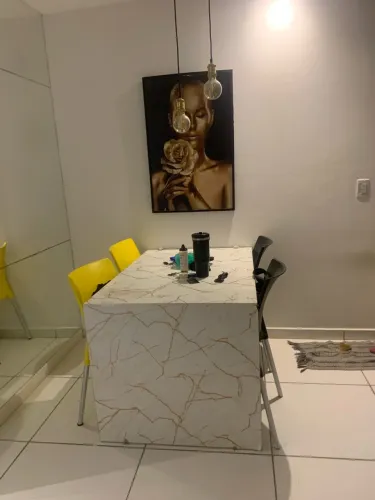 Mesa com cadeiras 499$