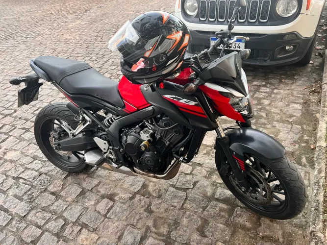 CB 650F Baixa KM muito nova